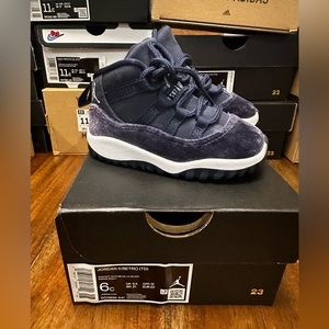 Used Jordan XI size 6 toddler